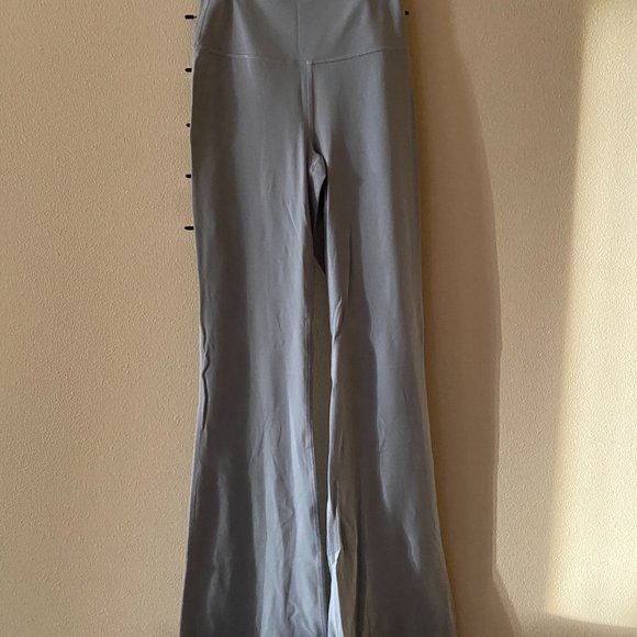 Lululemon Groove Super-High-Rise Flared Pant Nulu - Picture 3 of 6